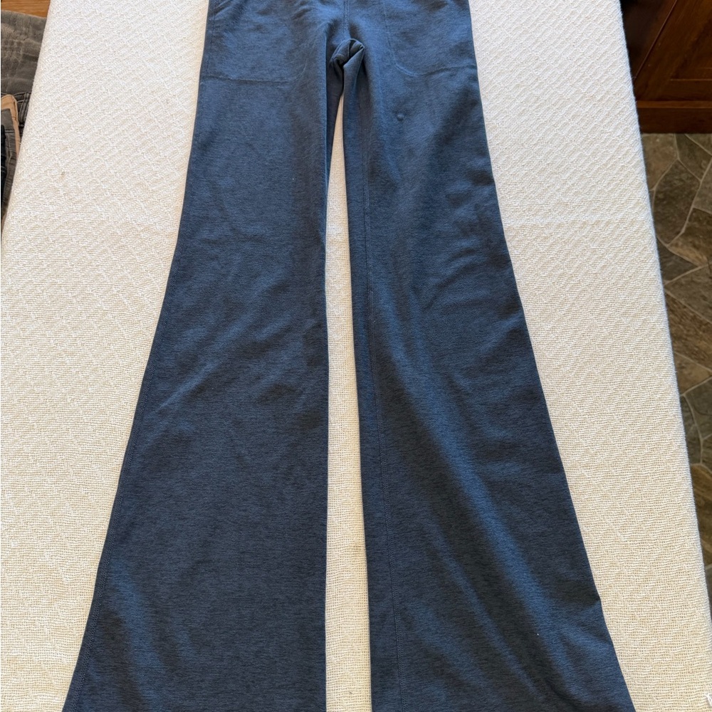 Kirkland Signature Heather Gray Top bell bottoms